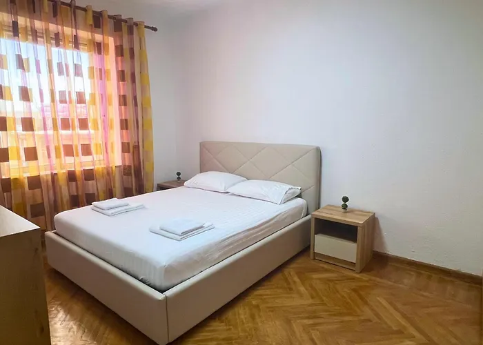Dalanaj Apartment